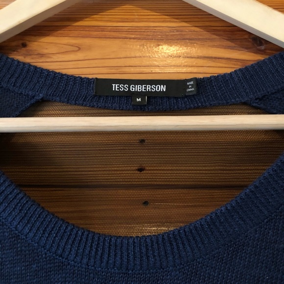 Tess Giberson Navy Top - Picture 2 of 4